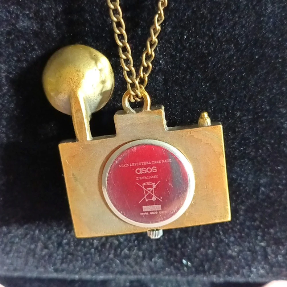 Pewter colored chain and working WATCH Camera Pendant with Intricate Details